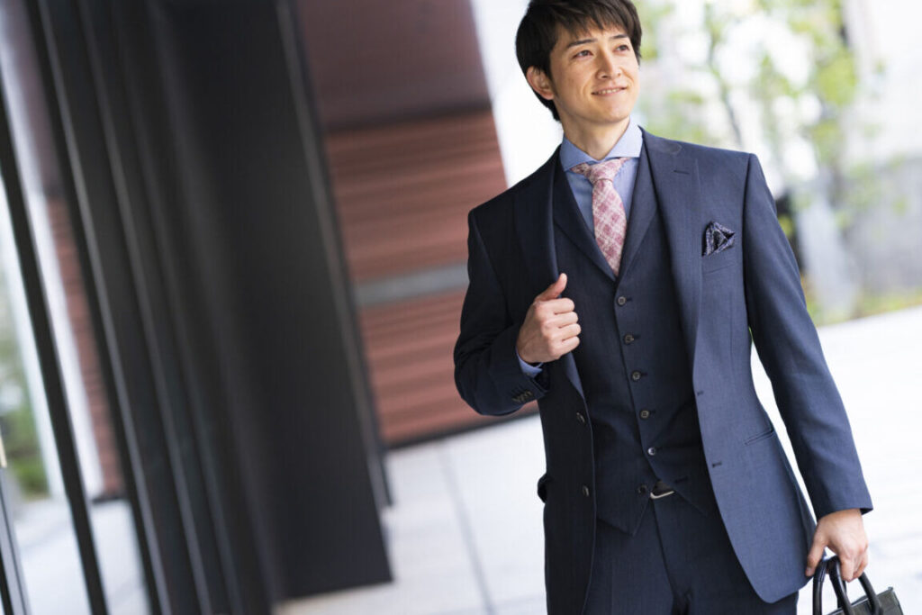 弁護士バッジ どこにつける？最適な位置とメンテナンス法